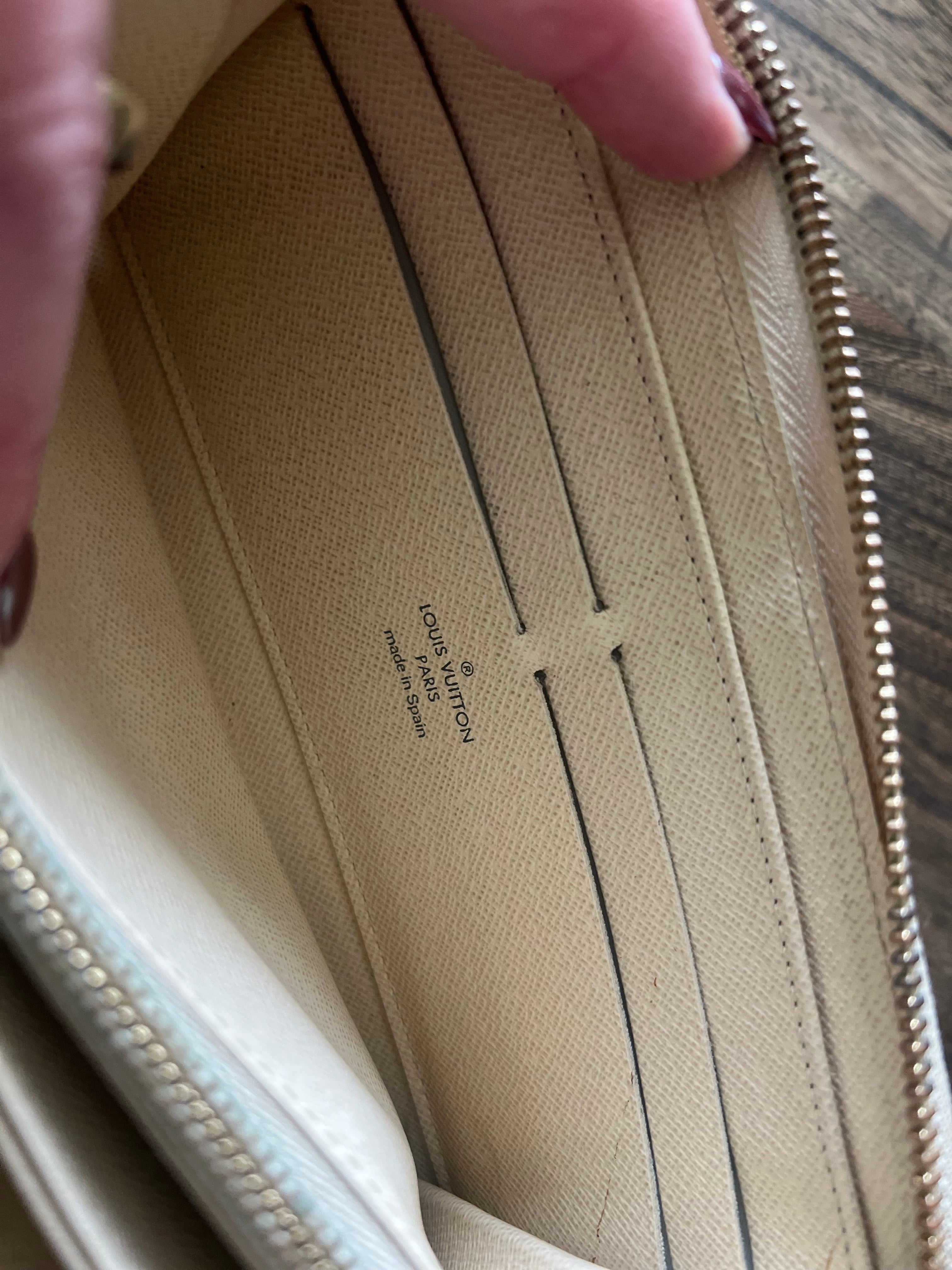 Louis Vuitton Damier Azur Zippy Wallet