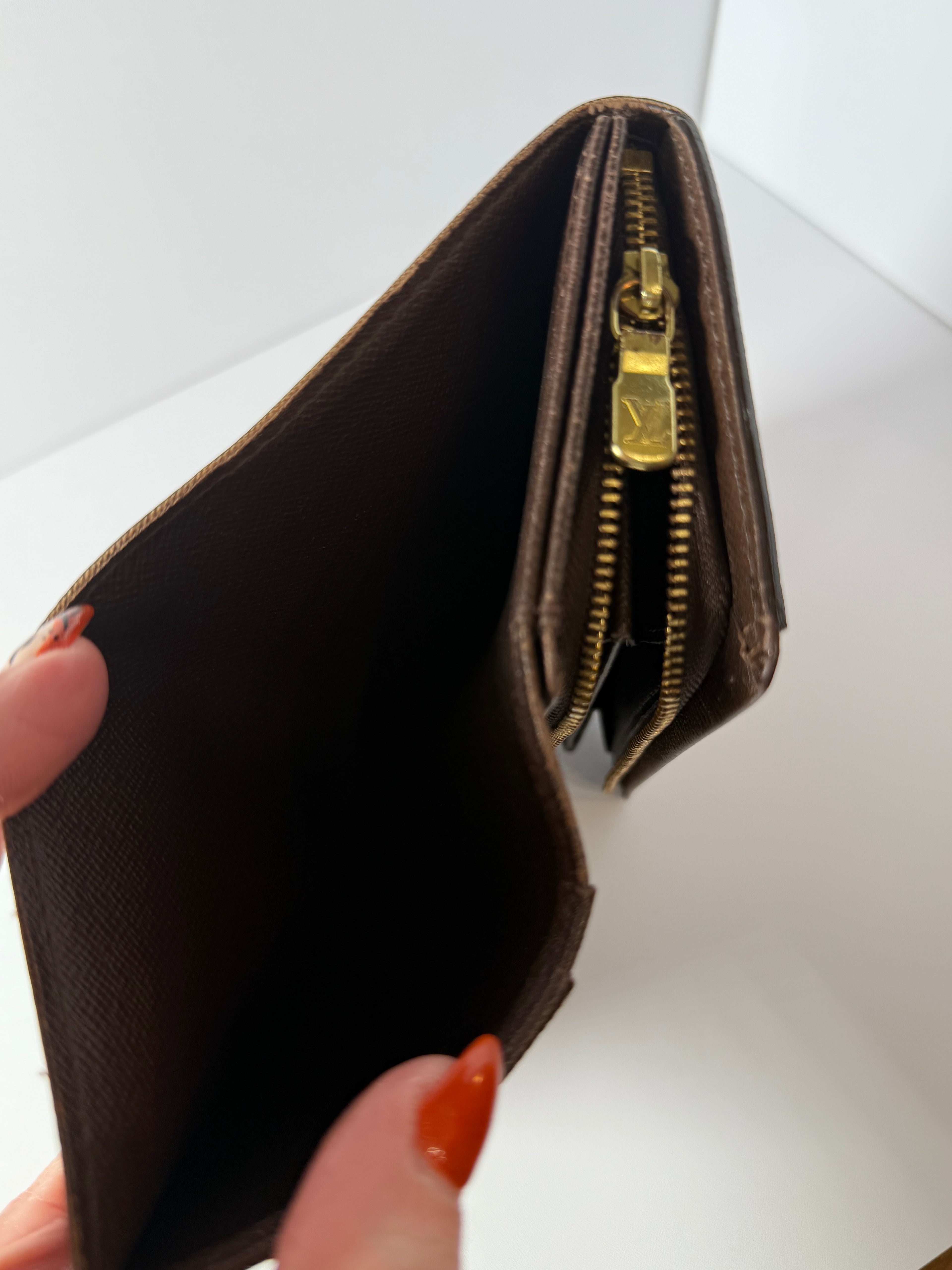 Louis Vuitton Damier Ebene Porte Monnaie Billets Trésor Bifold Wallet